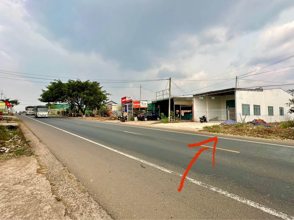 Nhà Mặt Tiền QL14 Kiến Đức 280m² Giá 2.6 Tỷ - Vừa Ở Vừa Kinh Doanh