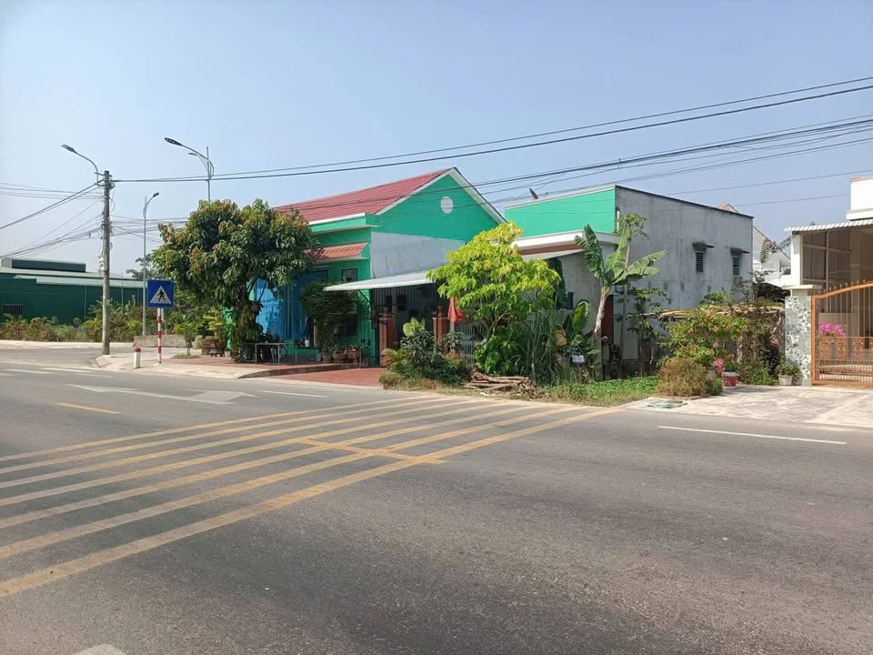 Đất nền Đức Phổ Quảng Ngãi 166.5m² - Sổ đỏ chính chủ, vị trí vàng!