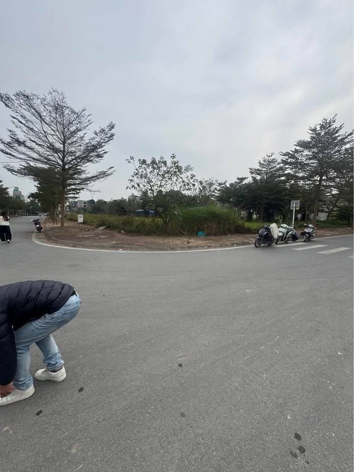 Đất nền KĐT Trạm Lộ 1 Bắc Ninh 110m² - View vườn hoa, giá hơn 5 tỷ