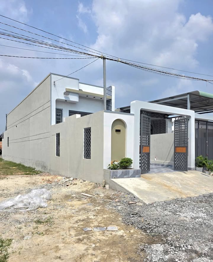 Nhà Ngô Quyền Hòa Thành 146m² - Sổ Hồng Đầy Đủ, Giá 1.22 Tỷ