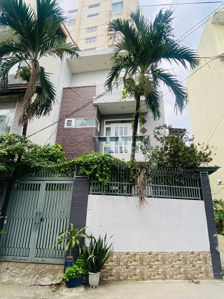 Villa Phú Nhuận 97m² Full Nội Thất – Giá 32 triệu/tháng