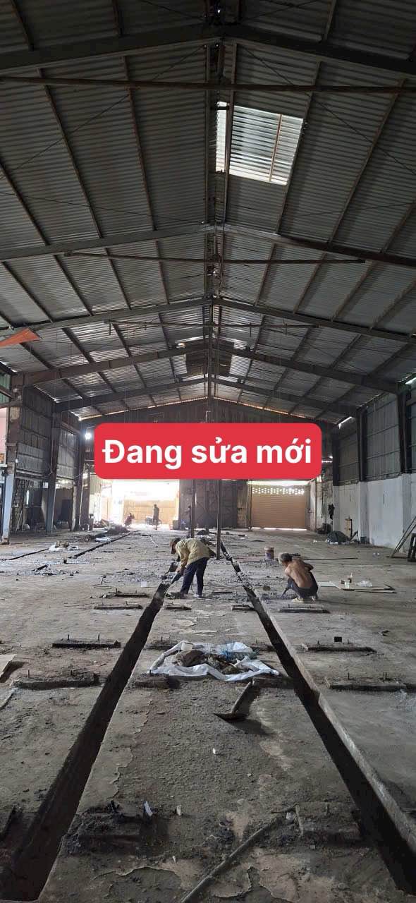 Cho thuê kho xưởng 1.100m² Quận 12 - Xe container ra vào thoải mái