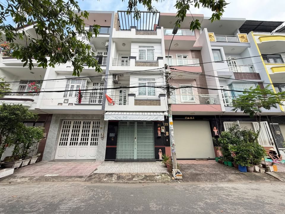 Nhà Phố Khu Tên Lửa Bình Tân 67m² giá 9.8 tỷ - Vị trí đắc địa!