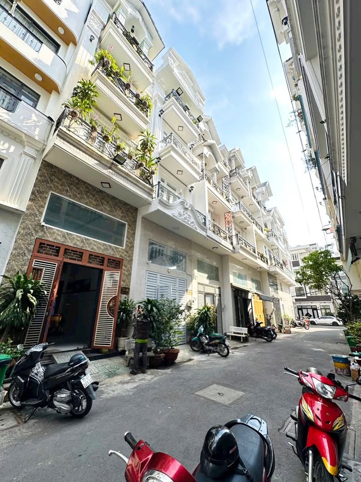 Nhà riêng Hẻm 413 Lê Văn Quới 56m² - Ô tô vào tận nhà!