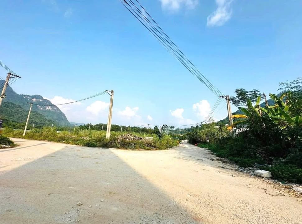 Đất nền Phùng Hưng Hà Giang 90m² - Sổ đỏ chính chủ, xây dựng tự do!