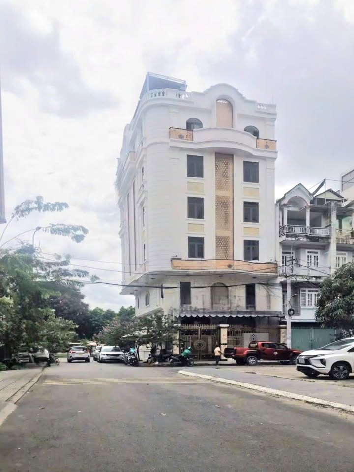 Nhà Mặt Tiền Kinh Doanh Tên Lửa, Bình Tân - 180m², 21PN, 37 Tỷ