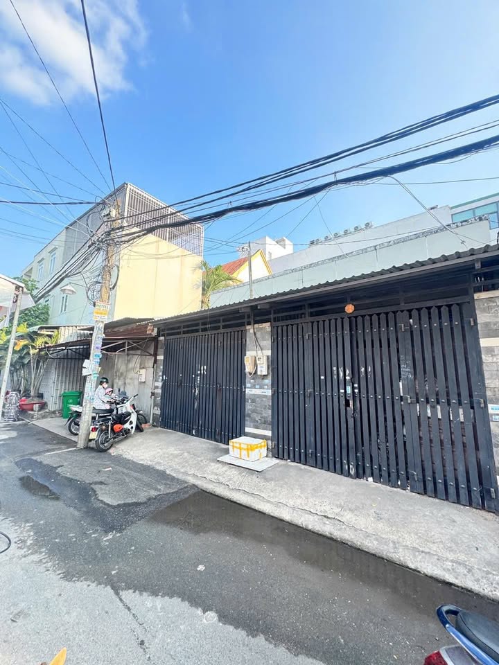 Bán nhà Quận 12 đường Song Hành 144m² giá 9.1 tỷ - Chính chủ bán