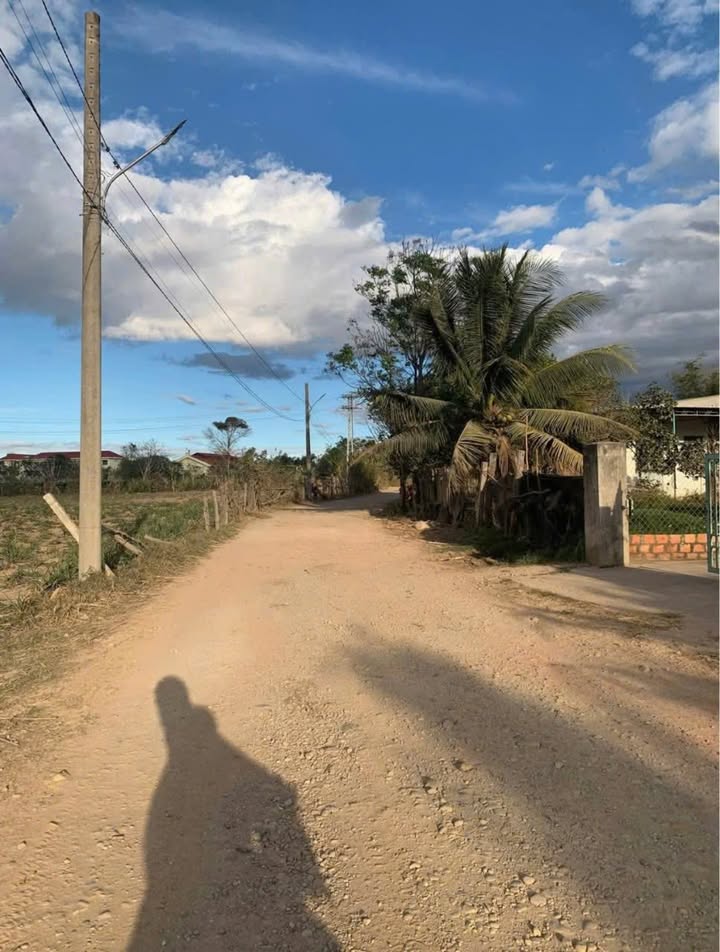 Đất nền hẻm 272 Nguyễn Văn Linh Kon Tum 245m² - Sổ đỏ chính chủ!