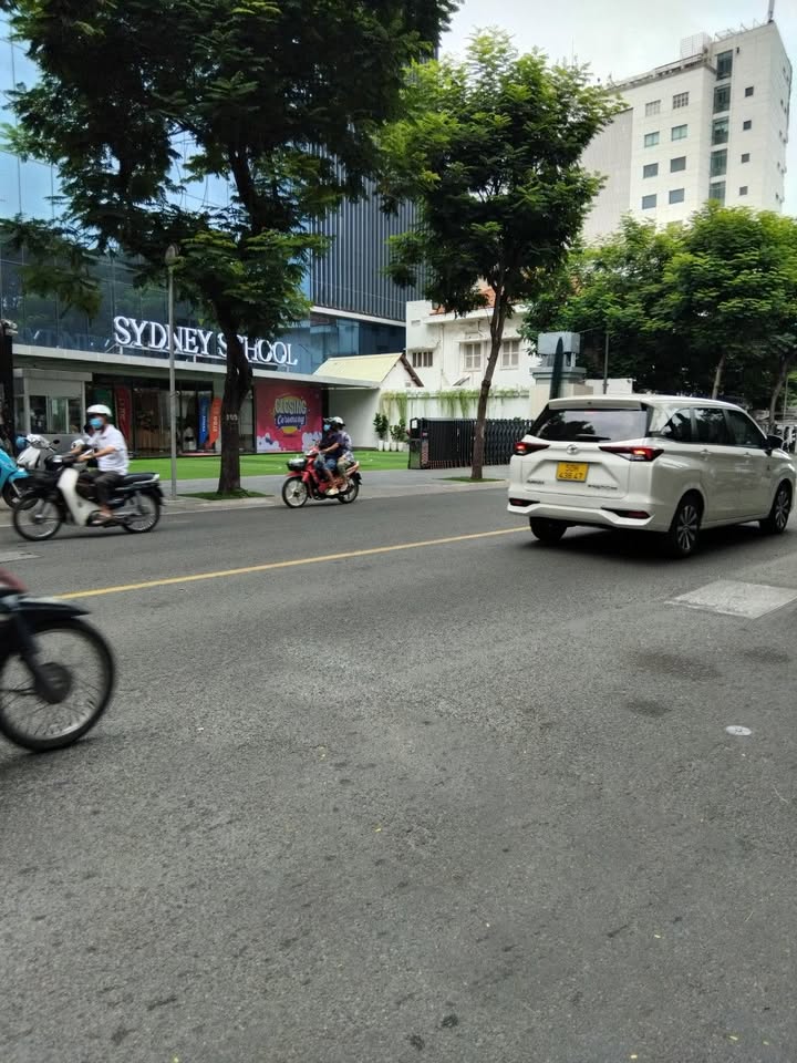 Nhà phố Quận 3 80m² - Mặt tiền kinh doanh sầm uất, 19.x tỷ