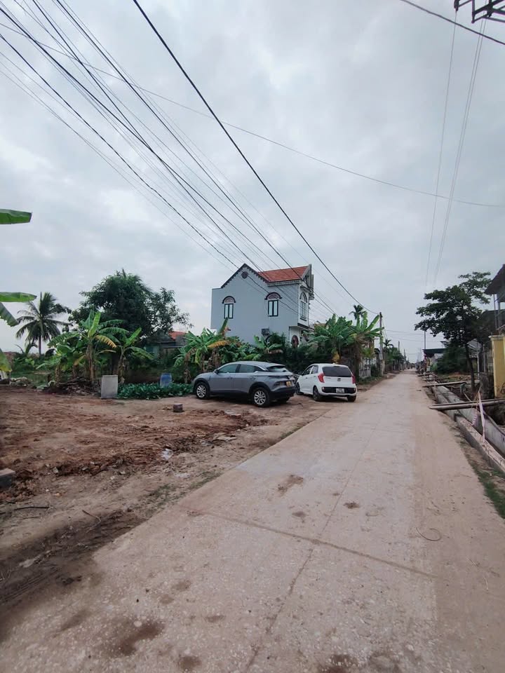 Đất Vàng Mặt Đường Vận Hưng Móng Cái 140m² - Tiềm Năng Tăng Giá X2, X3