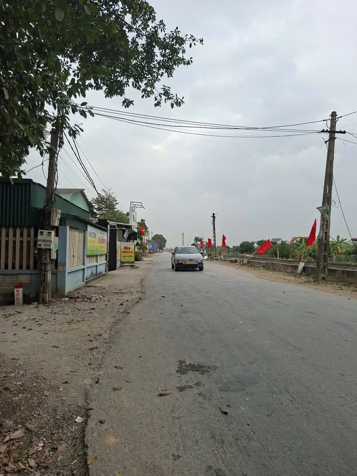 Nhà phố Thị trấn Phú Thái, Kim Thành 83m² - Mặt tiền kinh doanh