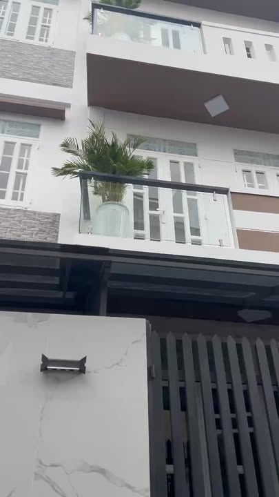 Bán nhà Lê Văn Quới Bình Tân 66m² giá 5.95 tỷ - Ô tô vào tận nhà!