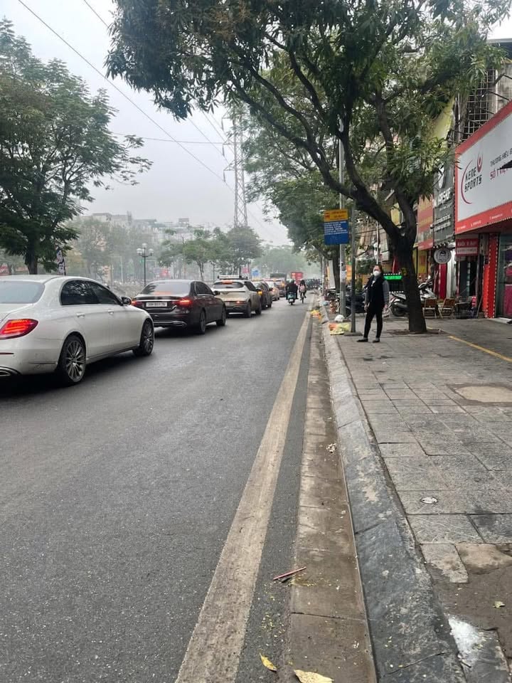 Nhà Phố Kim Ngưu 94m² Hai Bà Trưng - Mặt Tiền Kinh Doanh Vô Đối!