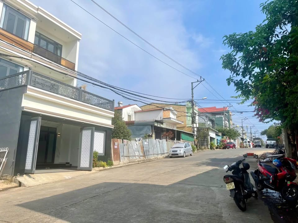 Nhà Mặt Tiền Amakhe, BMT - 70m², 4PN, 3.5 Tỷ - Kinh Doanh Đắc Lợi