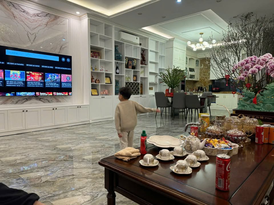 Nhà 5 Tầng Vinhomes Thanh Hóa 125.5m² Hướng Đông Nam - Giá 10.9 Tỷ