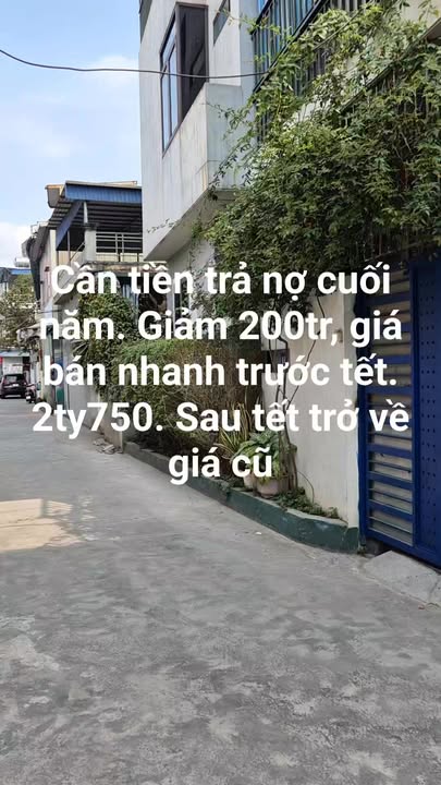 Bán Gấp Biệt Thự 70m² 3 Tầng Nguyễn Khuyến, Nam Định - Giá 2.95 Tỷ
