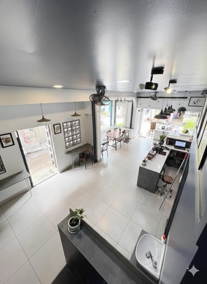 Bán nhà mặt tiền Quận 11 - 54m² - Vị trí đắc địa kinh doanh ngay