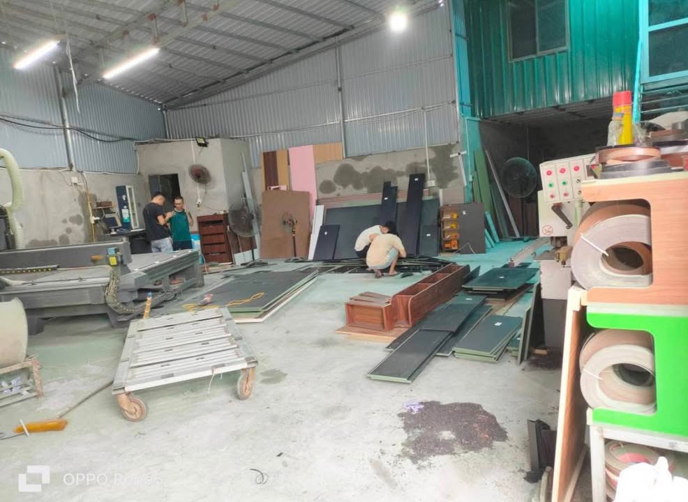 Bán Gấp Nhà Xưởng Mái Tôn 55m² Giá 1 Tỷ, Tô Hiến Thành, Nam Định - Sổ Đỏ Sẵn Sàng