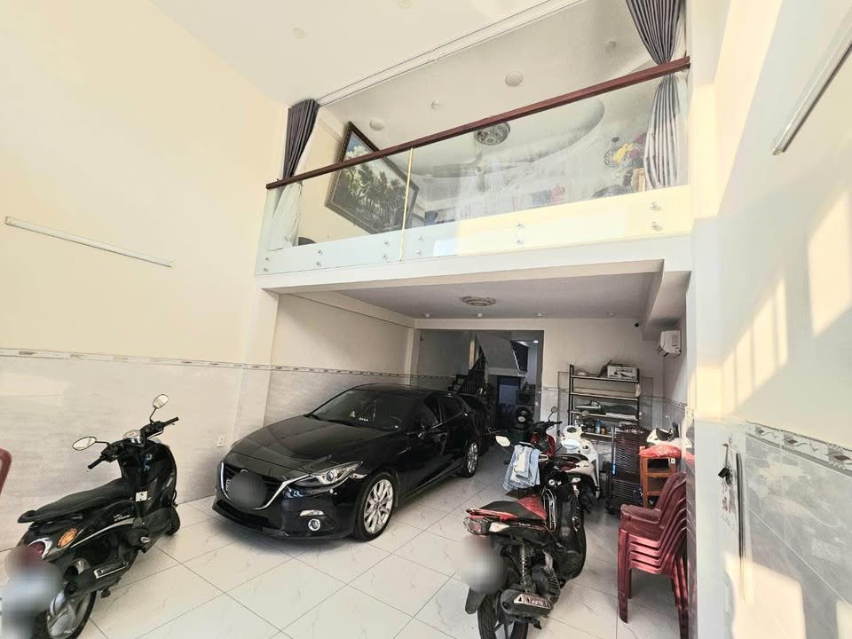 Nhà phố Linh Chiểu, Thủ Đức 65m² 16.8 tỷ - Ô tô vào tận nhà!