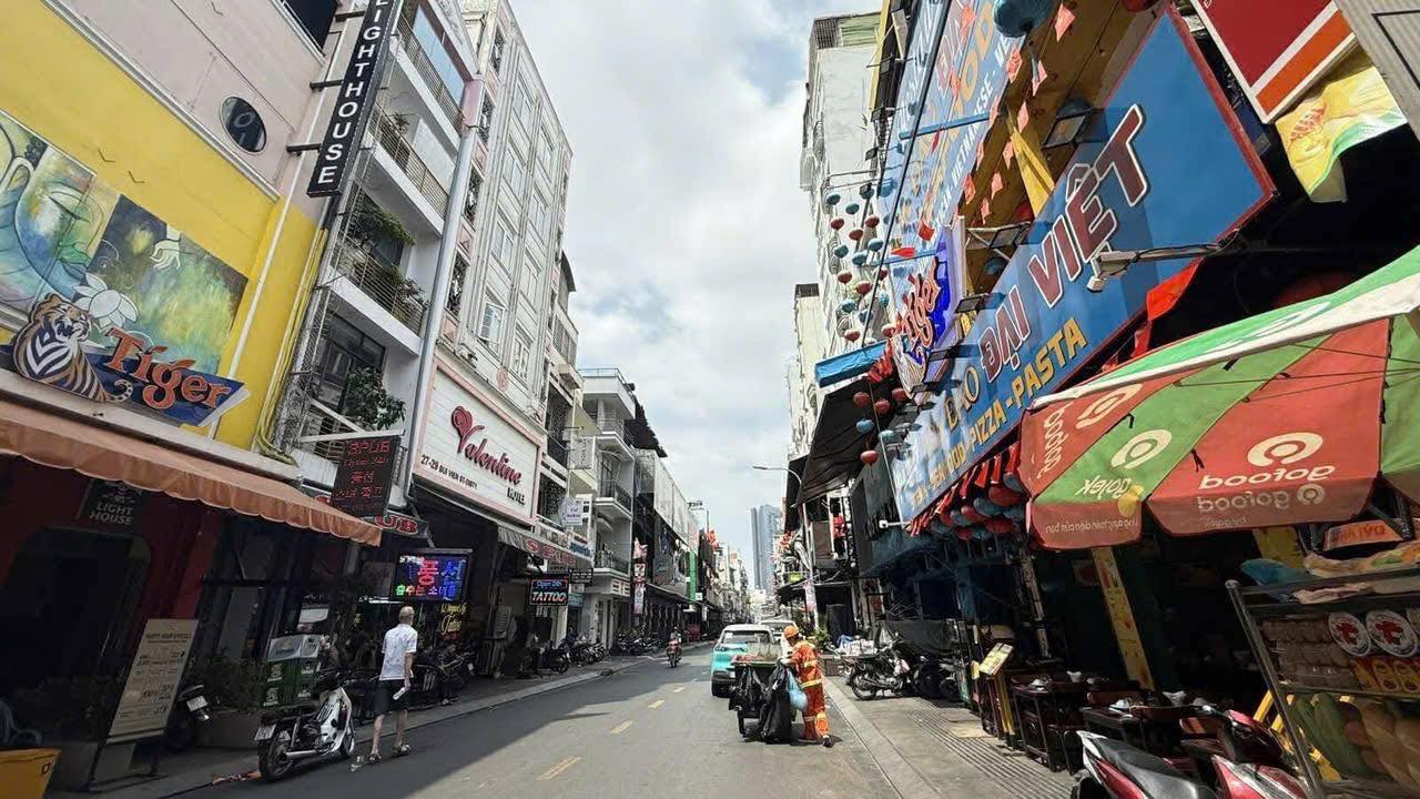 Nhà phố Quận 1 45m² 35 tỷ - Mặt tiền kinh doanh VIP Đề Thám!