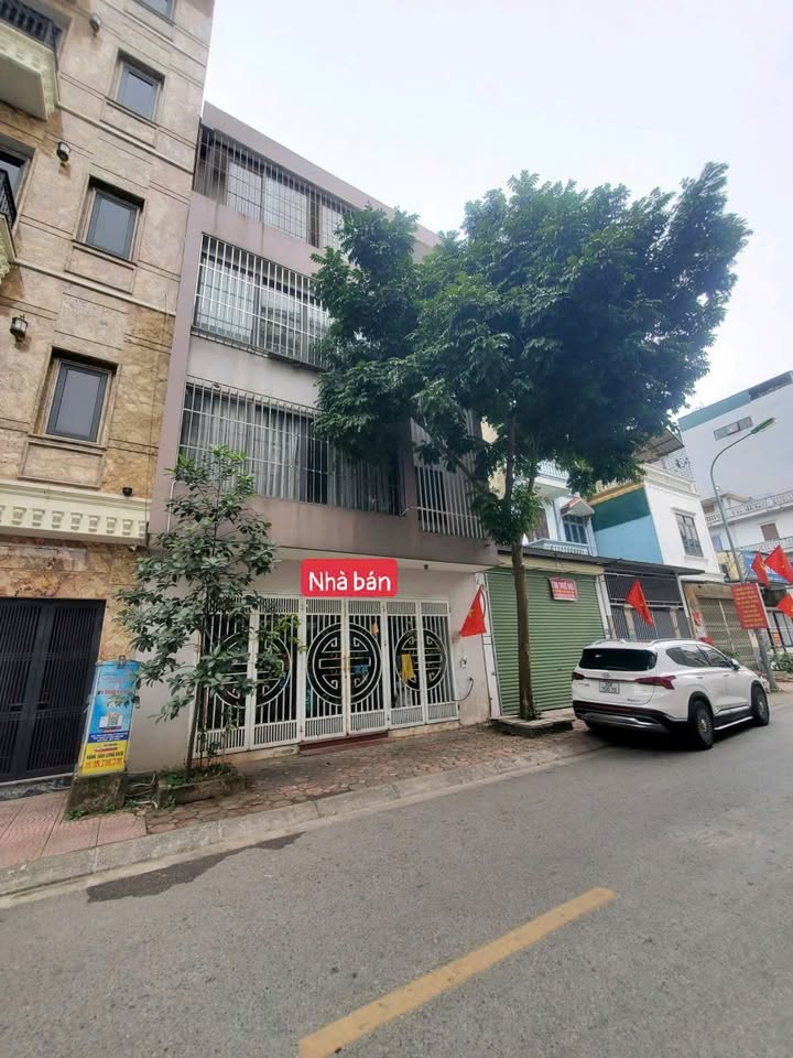 Nhà Mặt Phố Nguyễn Văn Hưởng, Long Biên 152m² - Kinh Doanh Đỉnh Cao, Lô Góc 2 Mặt Tiền