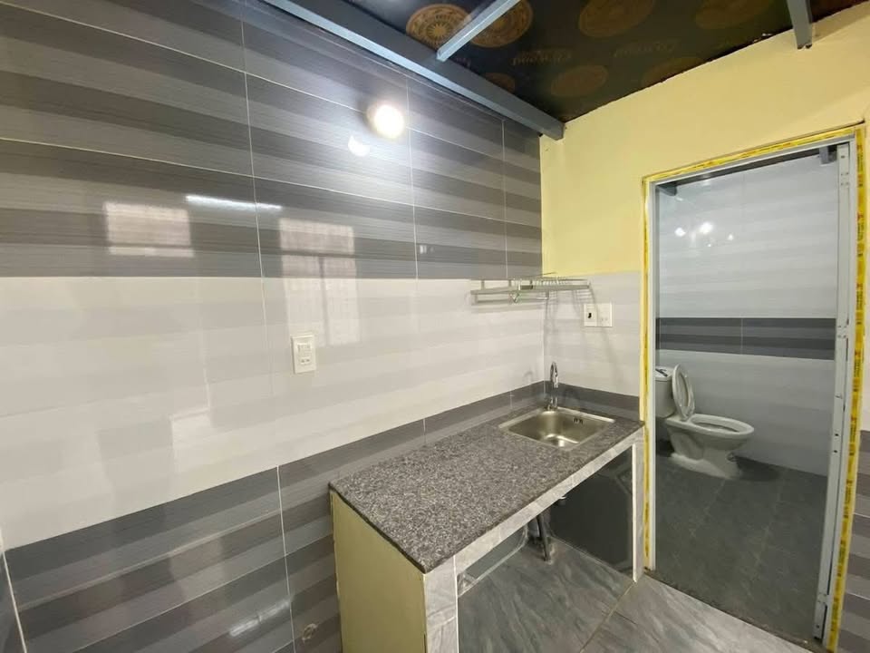 Phòng trọ 25m² có gác lửng gần Chợ Miếu Bông, Đà Nẵng - Sẵn sàng đón khách