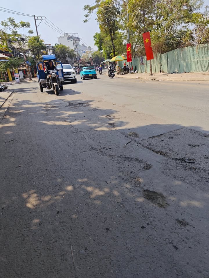 Nhà hẻm Nguyễn Duy Trinh, Thủ Đức 85m² - Ô tô vào tận nhà!