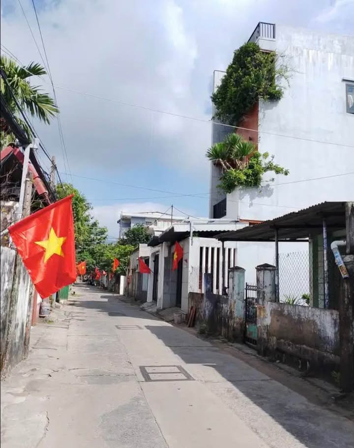 Đất 60m² Chính Hữu, Cẩm Lệ - Tặng Nhà Cấp 4, Kiệt 5m Giá 5.8 Tỷ