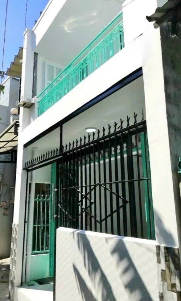 Nhà 3.6 Tỷ Quận 8 - 2 Tầng, 3PN, Hẻm Ba Gác Sát Mặt Tiền Lưu Hữu Phước