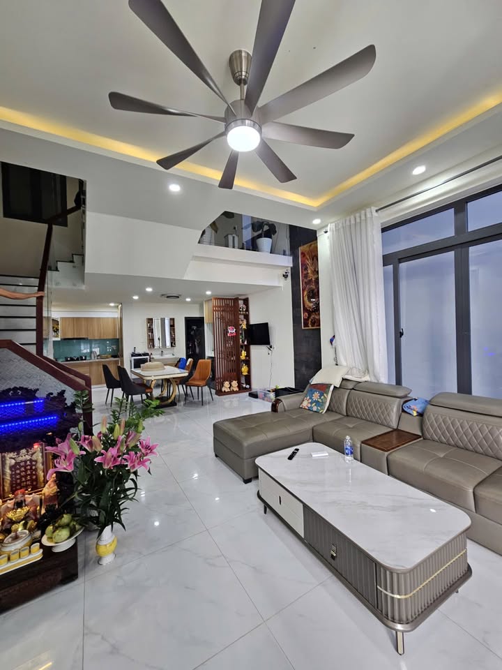 Nhà Nguyên Căn Đào Tấn, BMT 102m² - Sẵn Sàng Ở Ngay!