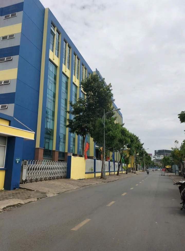 Nhà 2 Tầng K+Dòng Tiền 418m² Hẻm 4m Tân Phong Q7 - 6 Tỷ