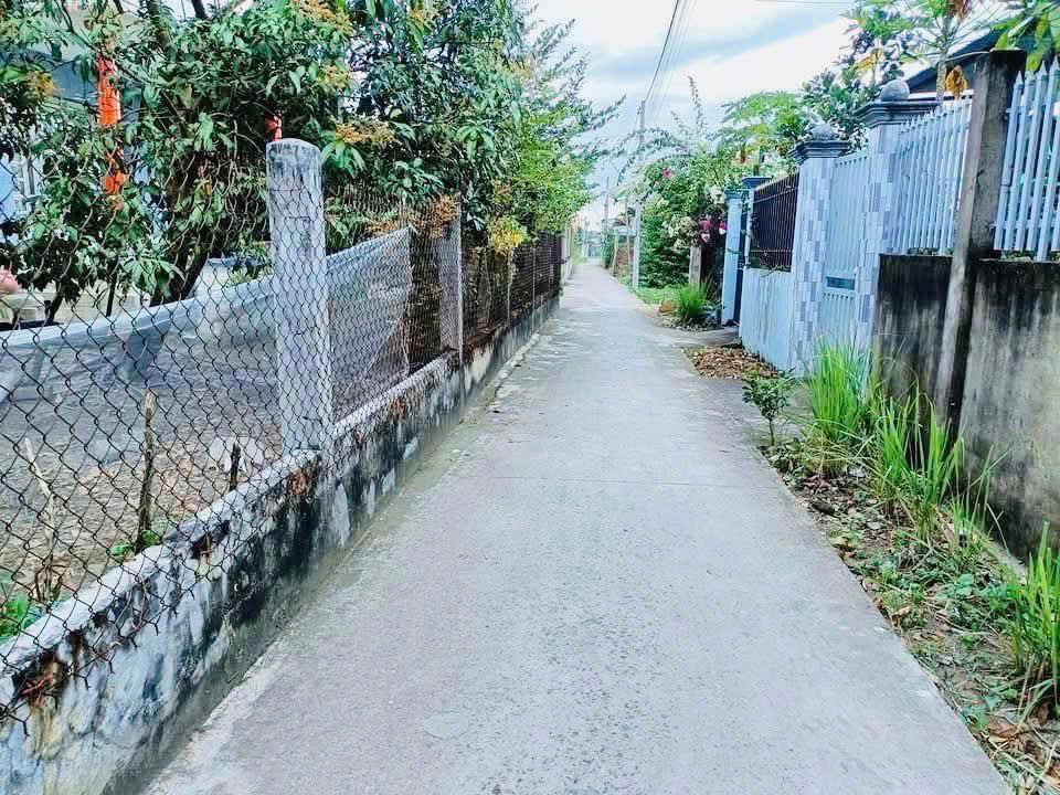 Nhà Thổ Cư Bến Lức 107m² Sổ Hồng Sẵn - Giá 1.3 Tỷ