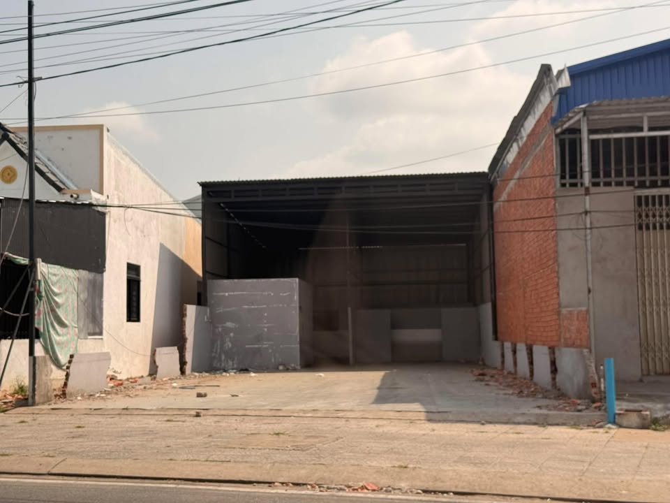 Mặt bằng kinh doanh đường Lộ Liên Hương, Rạch Giá - 300m², 9 triệu/tháng