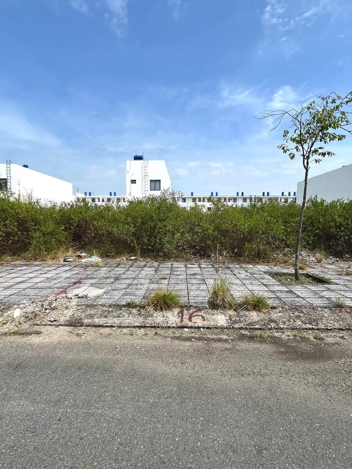 Bán Nền Đất Vàng KĐT Tây Bắc, Rạch Giá - 100m² Thổ Cư Sẵn Sàng Xây Nhà