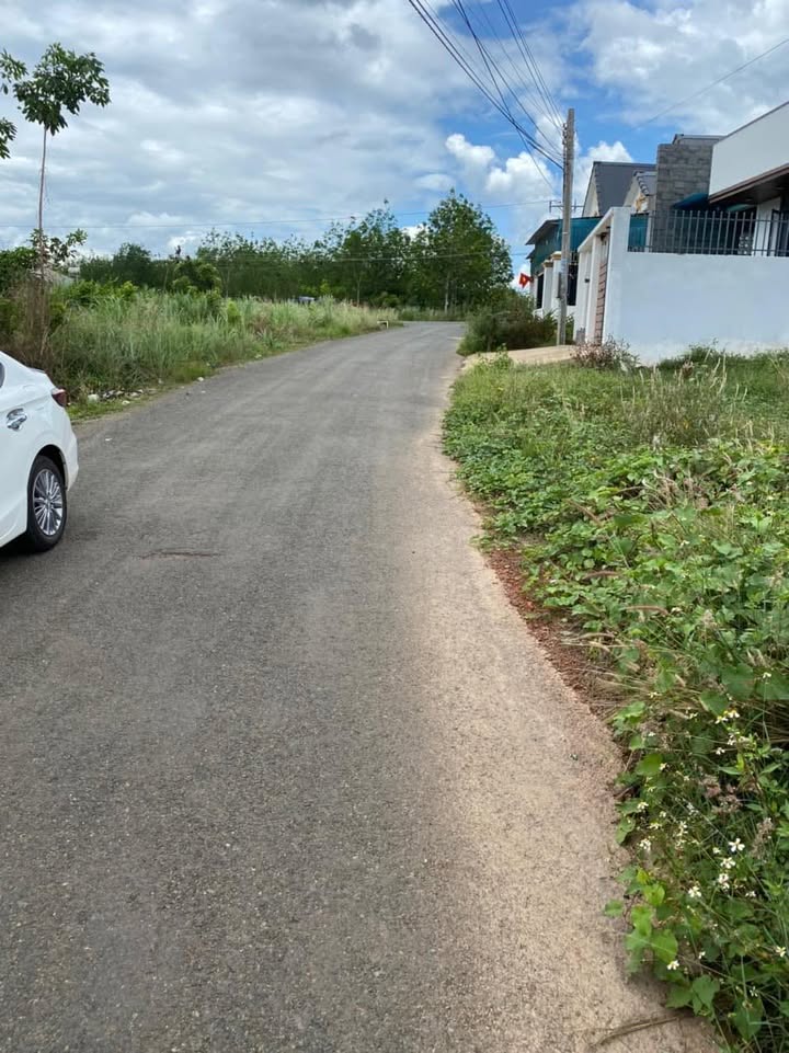 Đất nền Đồng Xoài 420m² giá 1.8 tỷ - Tiềm năng tăng giá vượt trội!