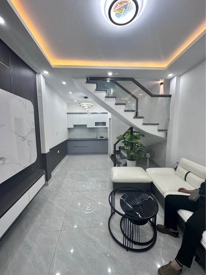 Nhà 2 Tầng Lê Chân, Hải Phòng 28m² - Sổ đỏ chính chủ!