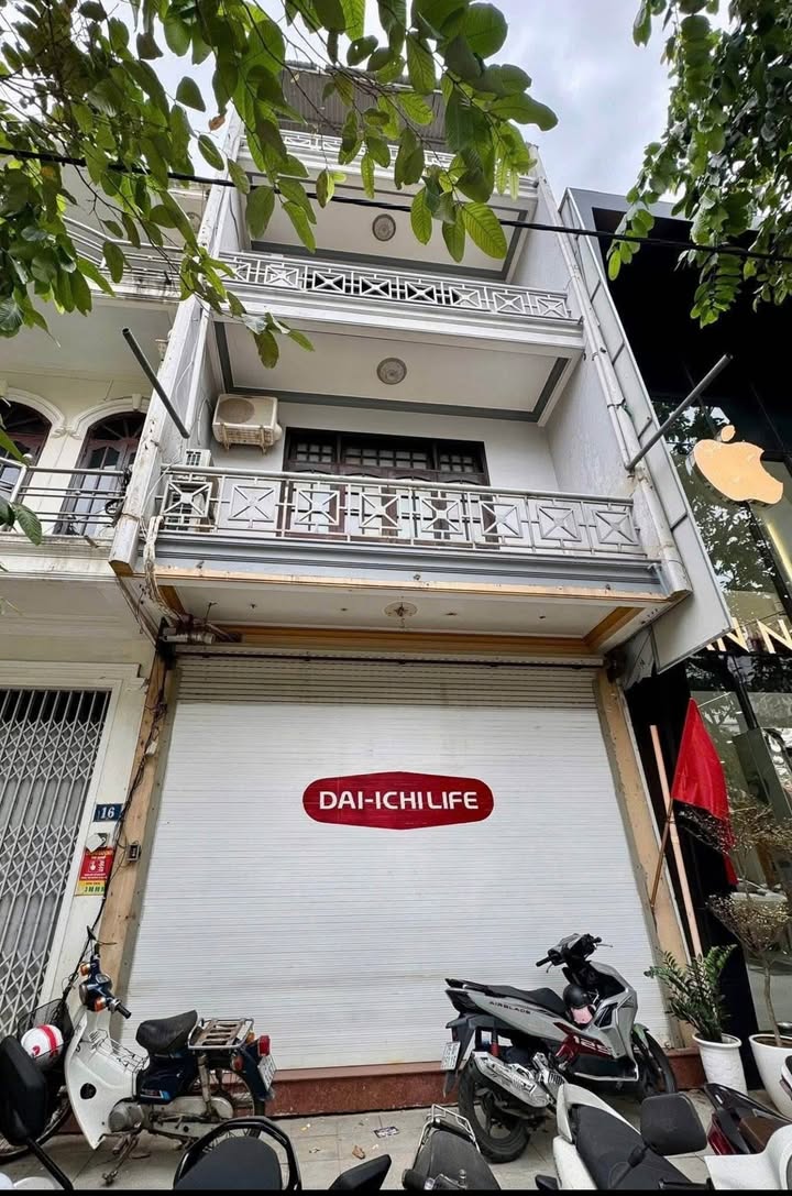 Cho thuê nhà nguyên căn MT 14 Nguyễn Thị Minh Khai, Huế - 400m², 6 PN, 30tr/tháng