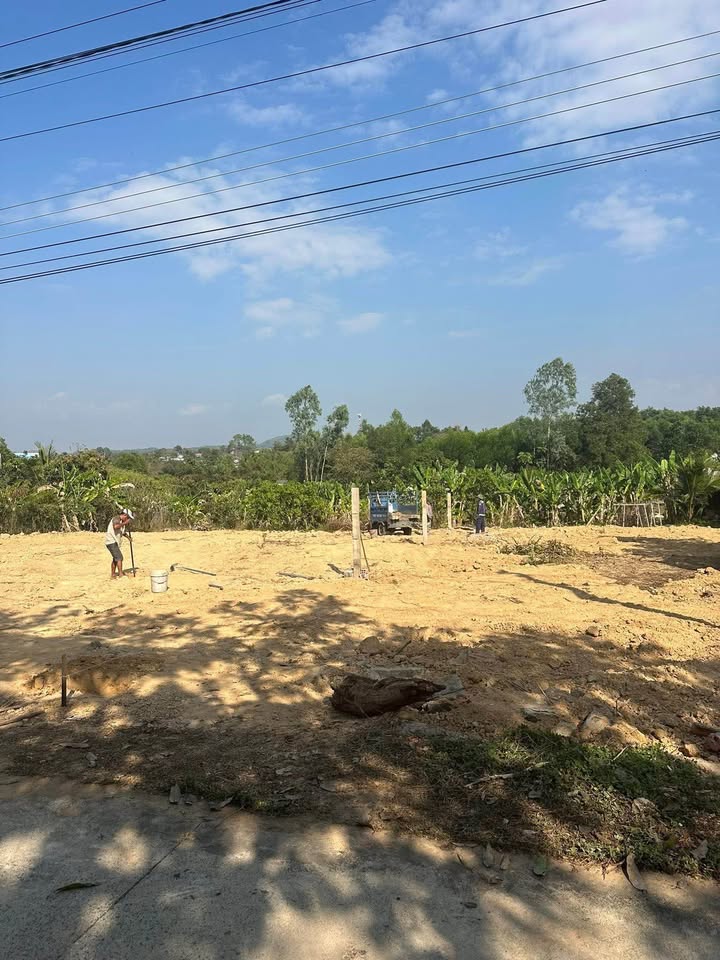 Đất nền Định Quán Đồng Nai 200m² - Đất thổ cư 100%!