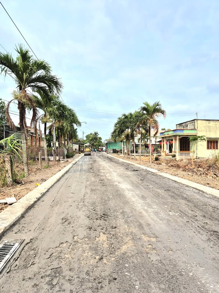 Đất Nền Mặt Tiền Gò Công 3700m² Giá Tốt - Sổ Đỏ Rõ Ràng