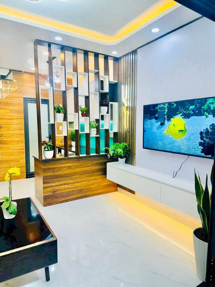 Nhà 2 tầng 45m² Ngô Thì Sỹ, P4 Đà Lạt - Giá 2.85 Tỷ, Ô tô tận cửa