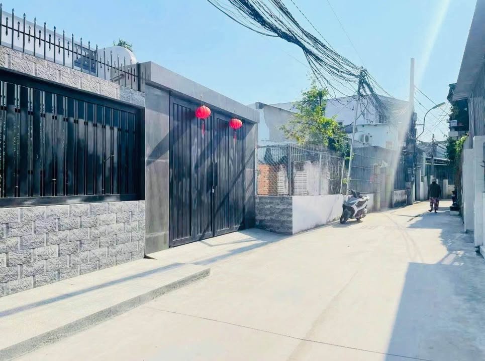 Nhà Nha Trang 208m² - Vị trí đẹp, giá 5.5 tỷ