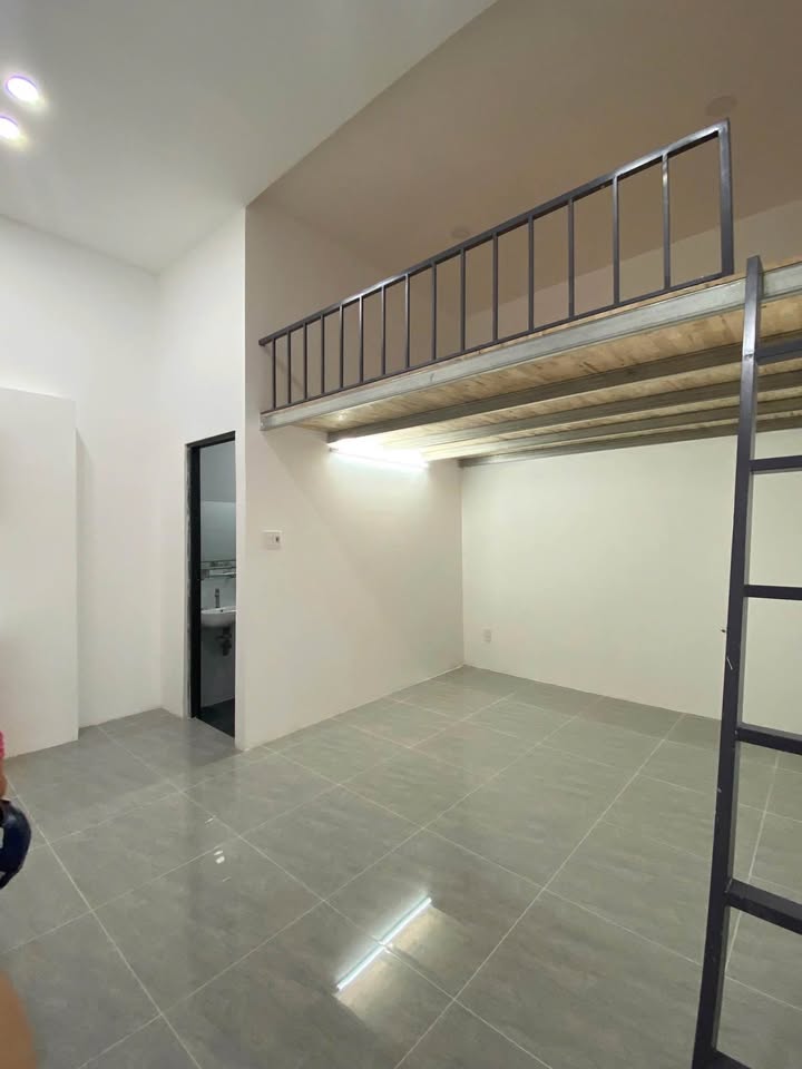 Nhà riêng Đường số 43, Q7 20m² giá 5.5 triệu - Sẵn sàng ở ngay!