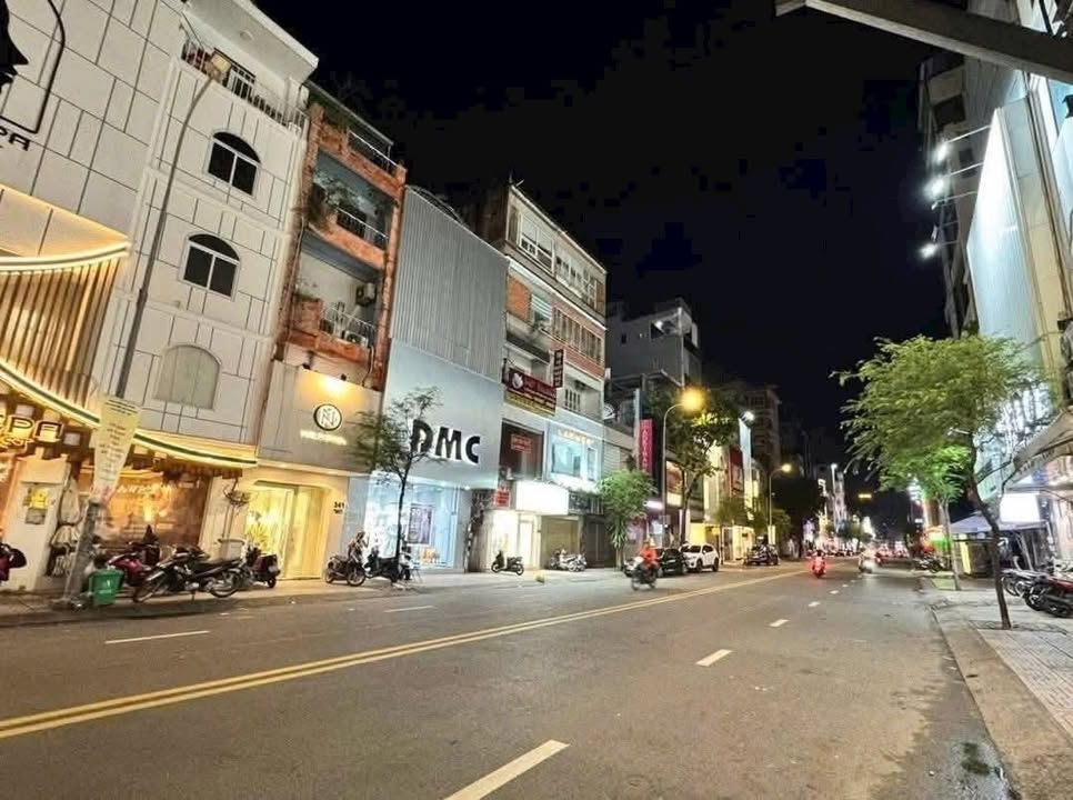 Nhà Mặt Tiền Võ Văn Tần, Q3 - 106.5m², 5 Tầng, 96 Tỷ - Dòng Tiền 140 Triệu/Tháng