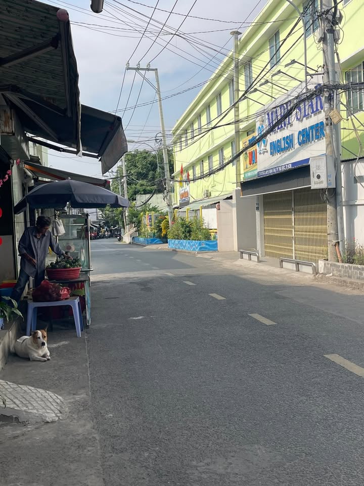 Nhà Phố Đường 9, Thủ Đức 93m² - Mặt tiền kinh doanh, sổ hồng sẵn!