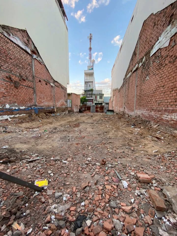 Mặt Tiền Đường 449, Thủ Đức - 175m² - Xây Cao Tầng Kinh Doanh