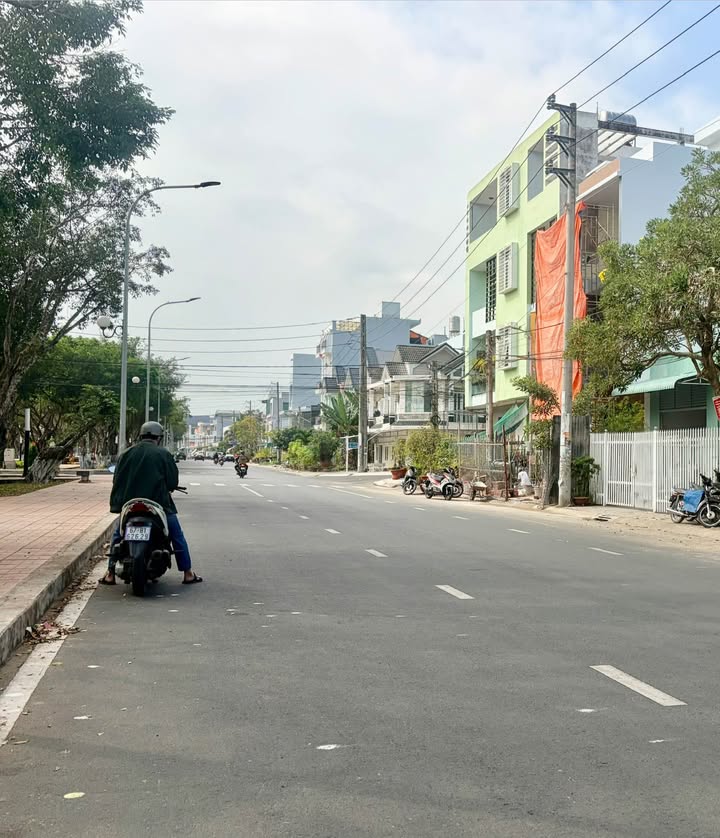 Đất nền Sao Mai Bình Khánh 148m² - Đối diện công viên, giá tốt