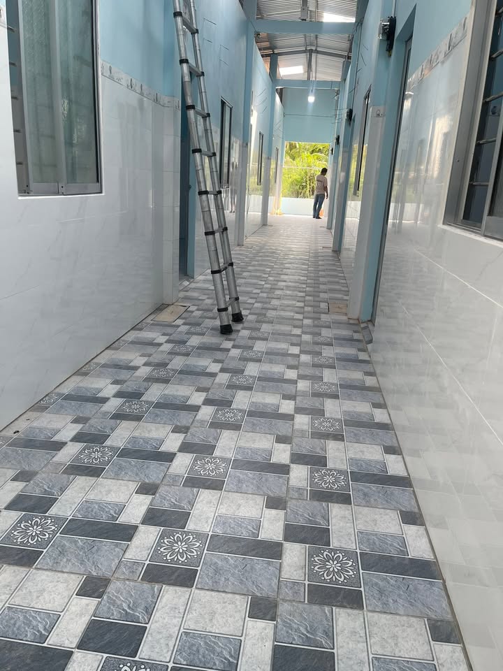 Cho thuê nhà nguyên căn Thị trấn Mỏ Cày Nam - 900k/tháng, xe hơi vào tận nơi