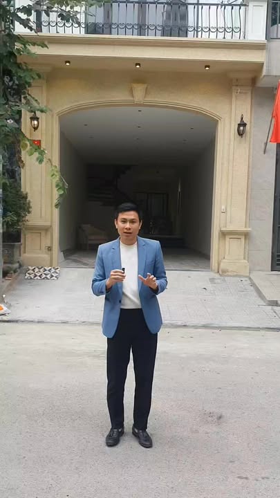 Liền kề Văn Phú Hà Đông 90m² - Full nội thất, thang máy hiện đại!