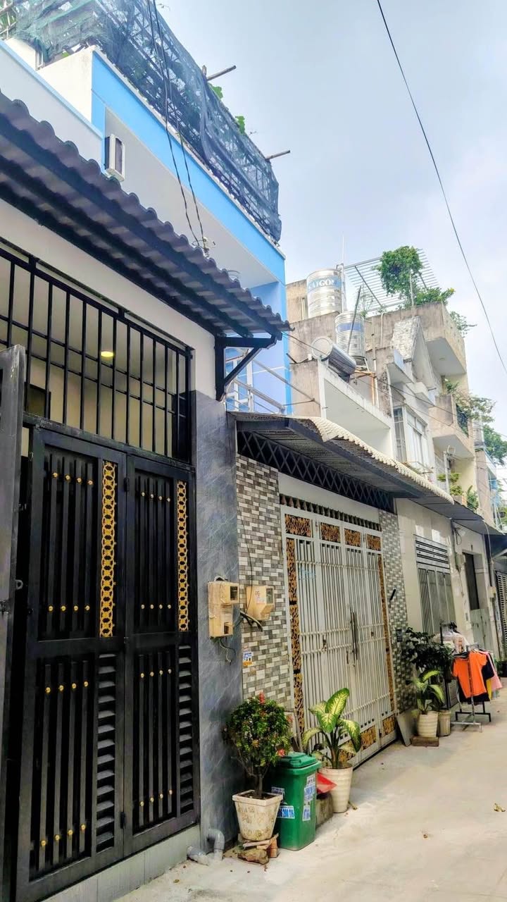 Bán nhà Thạnh Lộc 19 Quận 12 50m² 4.48 tỷ - Ô tô vào tận nhà!