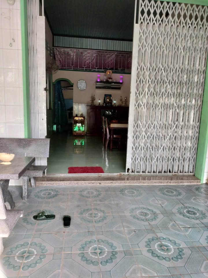 Bán Nhà Chính Chủ Mặt Tiền Hương Hộ Cần Giuộc - 170m² Sổ Đỏ Giá 4.5 Tỷ